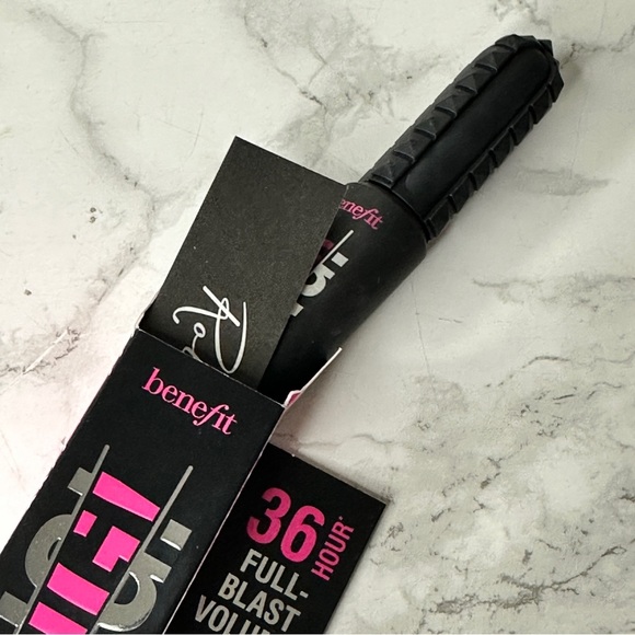 Benefit Shop Benefit's BADgal BANG! Volumizing Mascara nib - Picture 8 of 11
